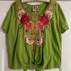 Johnny Was Burke Knot Tie Flower Embroidered Cotton T-Shirt Size L 100% Cotton